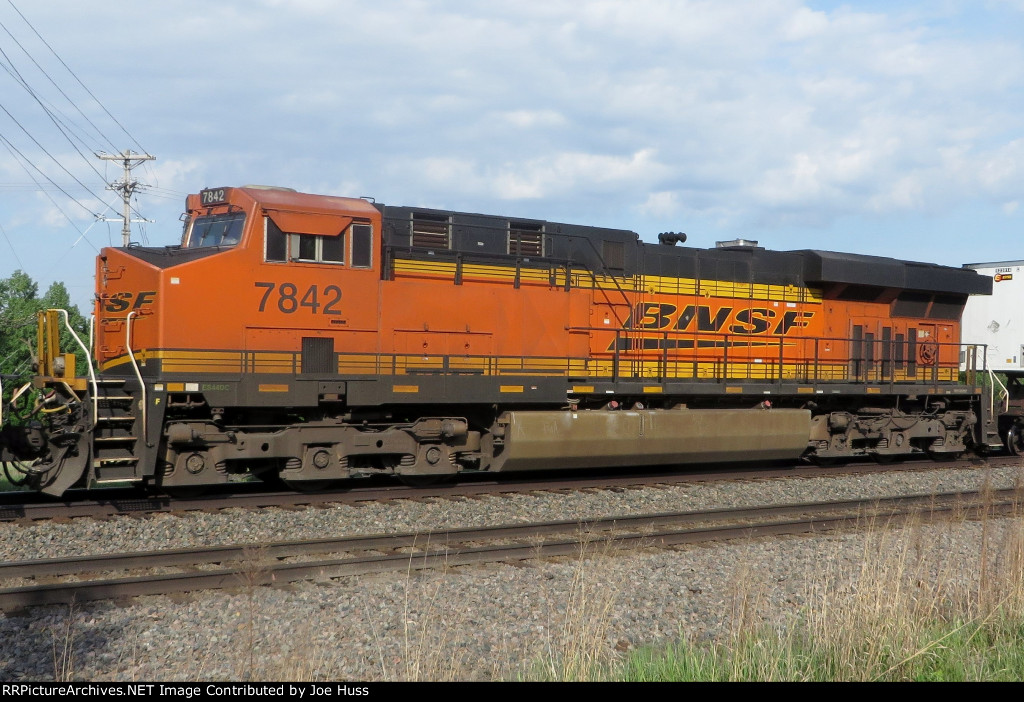 BNSF 7842